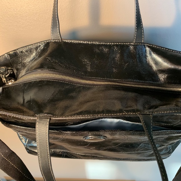 Black leather Coach diaper bag - Picture 5 of 9